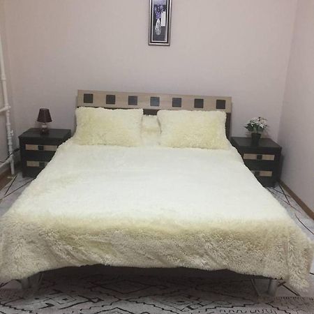 Appartamento Apartament Chişinău Esterno foto