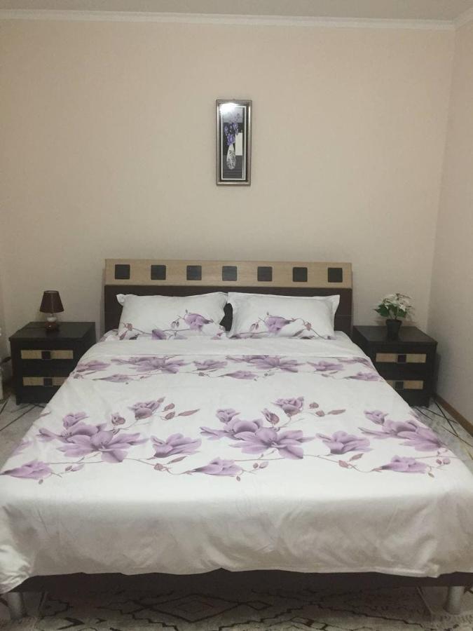 Appartamento Apartament Chişinău Esterno foto